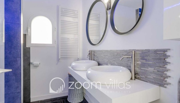 Resale - Villa - Calpe