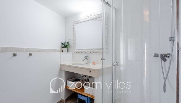 Resale - Villa - Calpe