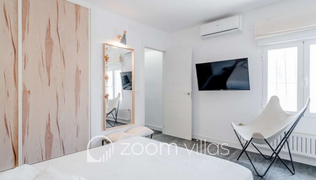 Resale - Villa - Calpe