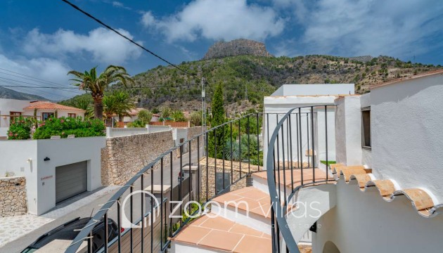 Resale - Villa - Calpe