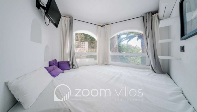 Resale - Villa - Calpe