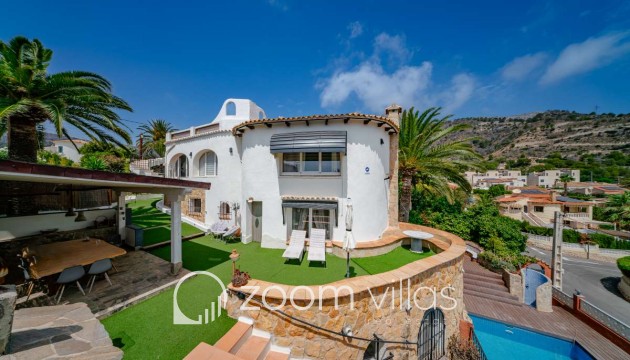 Resale - Villa - Calpe
