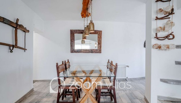 Resale - Villa - Calpe
