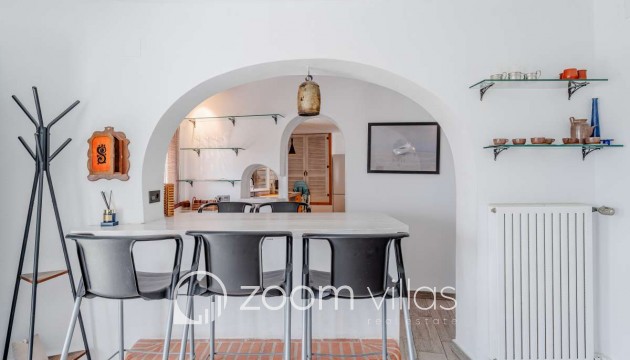 Resale - Villa - Calpe