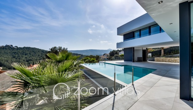 Resale - Villa - Jávea