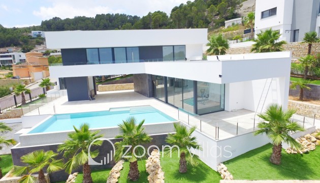 Resale - Villa - Jávea