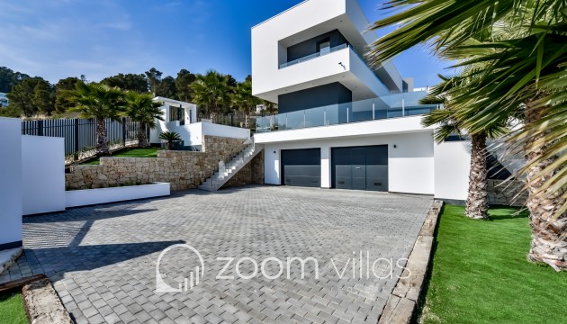 Resale - Villa - Jávea