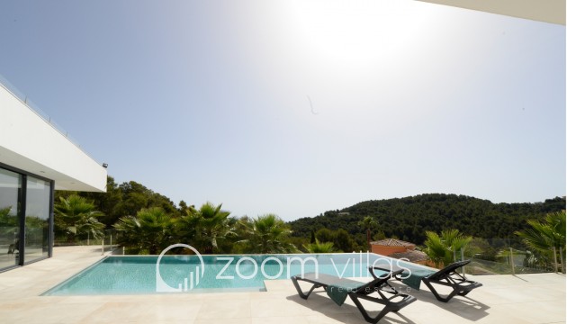 Resale - Villa - Jávea