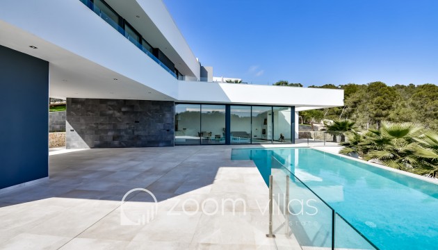 Resale - Villa - Jávea