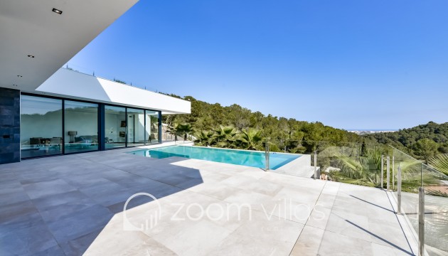 Resale - Villa - Jávea