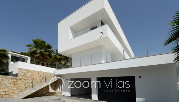 Resale - Villa - Jávea