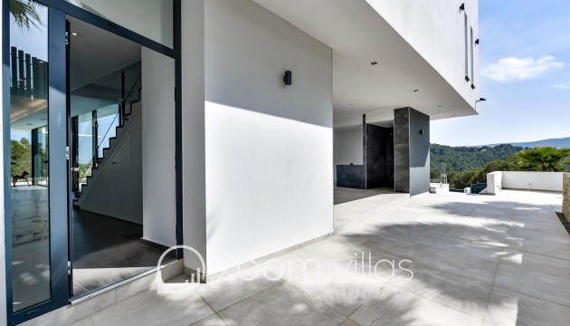 Resale - Villa - Jávea