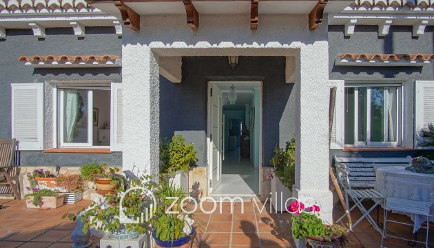 Resale - Villa - Denia - El Vergel