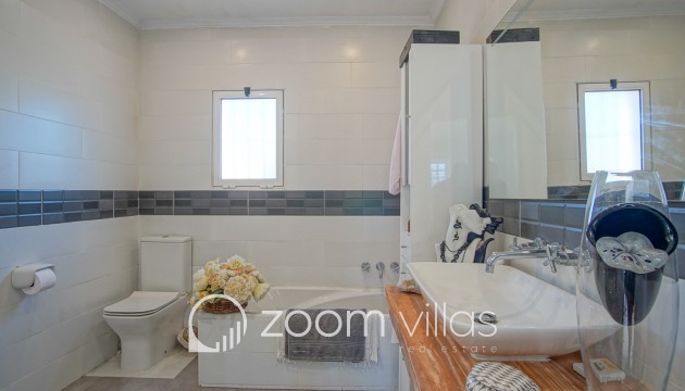 Resale - Villa - Denia - El Vergel