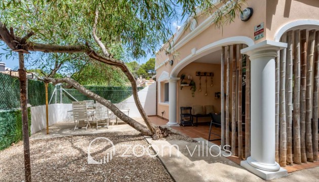 Herverkoop - Villa / Halfvrijstaand - Calpe