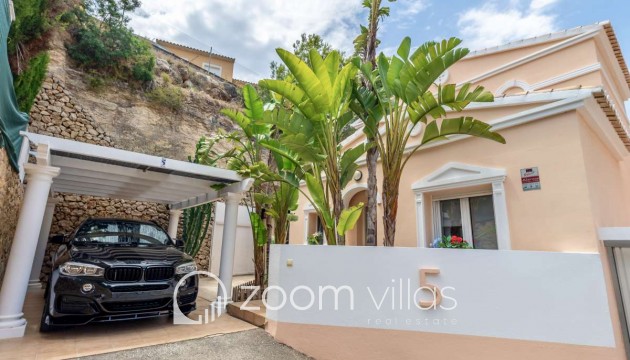 Herverkoop - Villa / Halfvrijstaand - Calpe