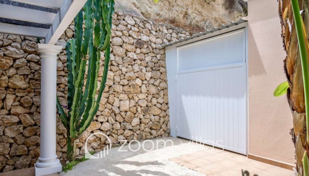 Herverkoop - Villa / Halfvrijstaand - Calpe