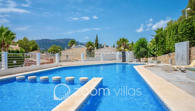 Herverkoop - Villa / Halfvrijstaand - Calpe
