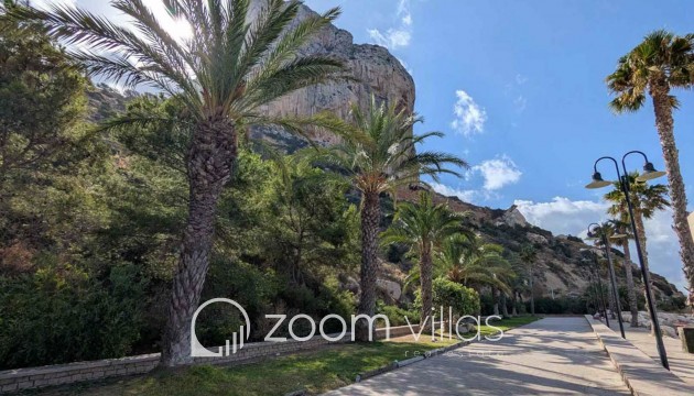 Resale - Villa - Calpe