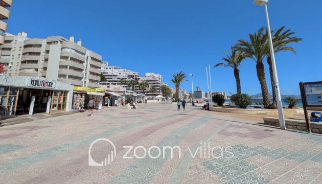 Resale - Villa - Calpe