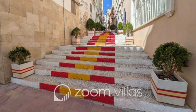 Resale - Villa - Calpe