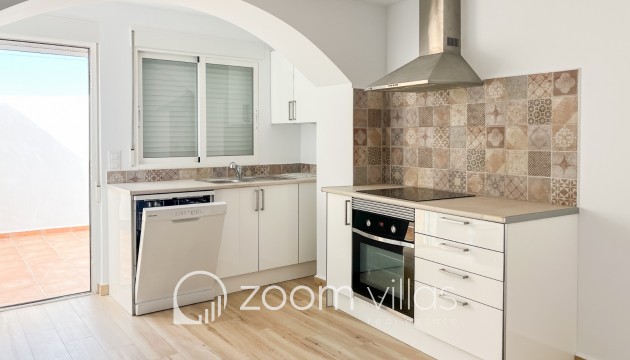 Resale - Townhouse - Benitachell  - Center