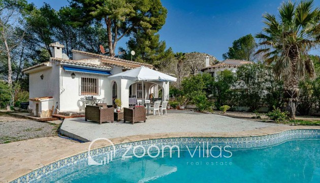 Resale - Villa - Moraira - Arnella