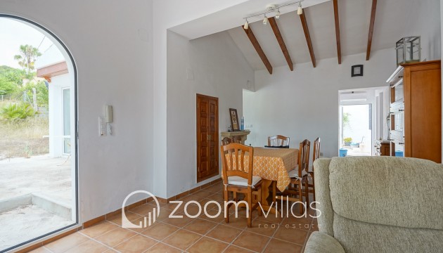 Resale - Plot / Land - Jávea - Adsubia