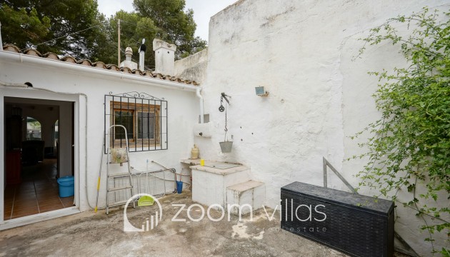 Resale - Plot / Land - Jávea - Adsubia