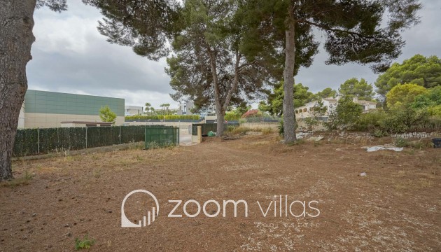 Resale - Plot / Land - Jávea - Adsubia