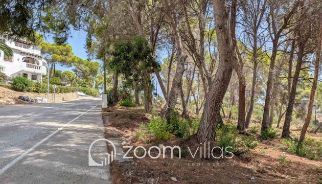 Resale - Plot / Land - Moraira - Pinar del advocat