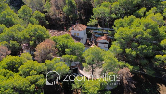 Resale - Villa - Denia - Las Rotas