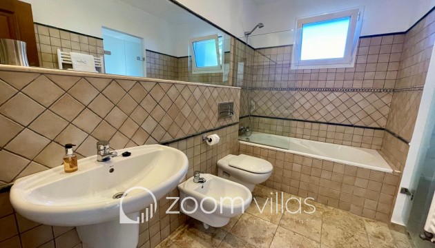 Resale - Villa - Moraira - El Portet