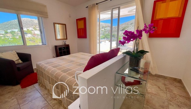 Resale - Villa - Moraira - El Portet