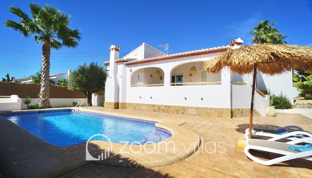 Resale - Villa - Benitachell  - Les Fonts