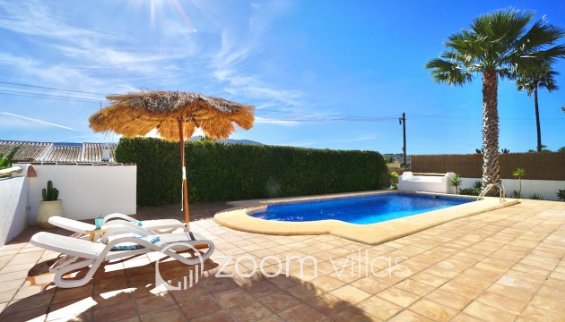 Resale - Villa - Benitachell  - Les Fonts