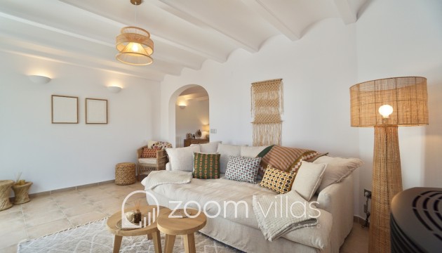 Resale - Villa - Benitachell  - Les Fonts