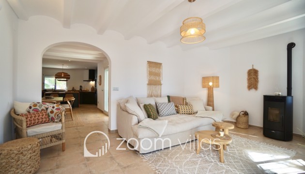 Resale - Villa - Benitachell  - Les Fonts