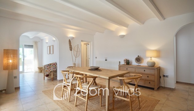 Resale - Villa - Benitachell  - Les Fonts