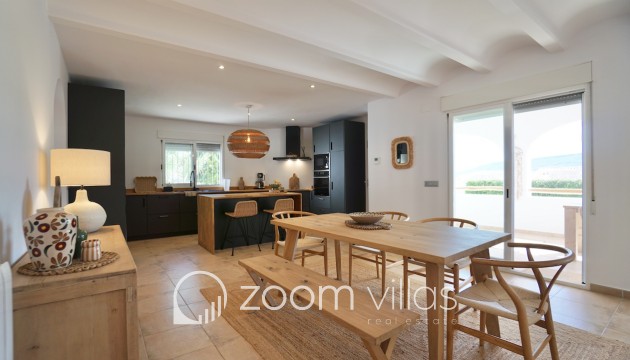 Resale - Villa - Benitachell  - Les Fonts