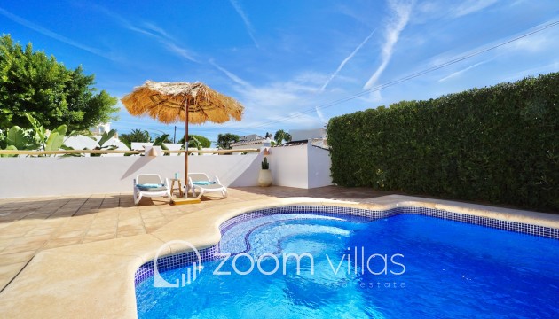 Resale - Villa - Benitachell  - Les Fonts