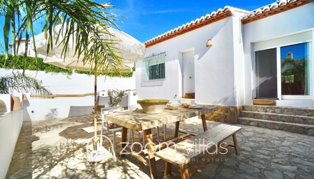 Resale - Villa - Benitachell  - Les Fonts
