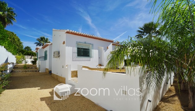 Resale - Villa - Benitachell  - Les Fonts