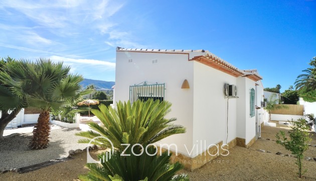 Resale - Villa - Benitachell  - Les Fonts