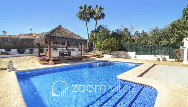 Resale - Villa - Jávea