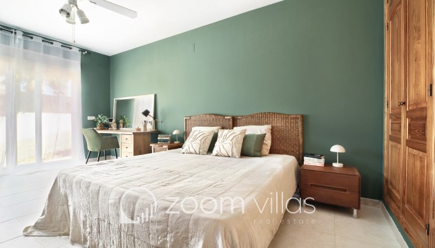 Resale - Villa - Jávea