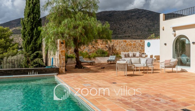 Wiederverkauf - Villa - Benissa - Benimallunt