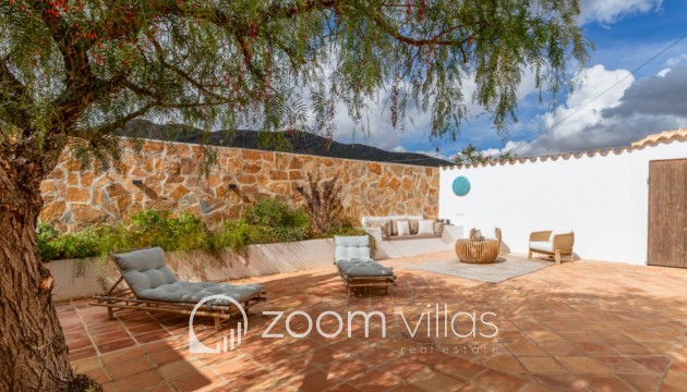 Wiederverkauf - Villa - Benissa - Benimallunt