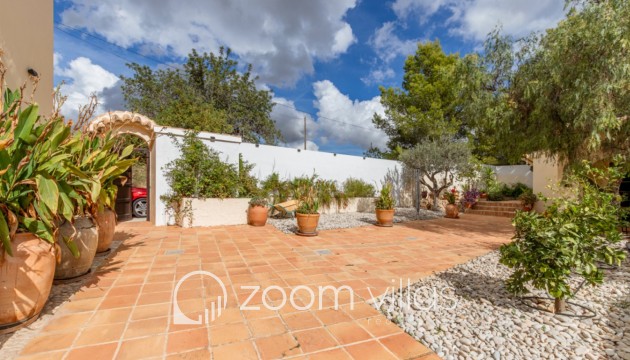 Wiederverkauf - Villa - Benissa - Benimallunt
