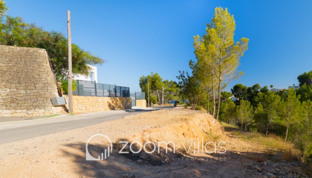 Resale - Plot / Land - Altea